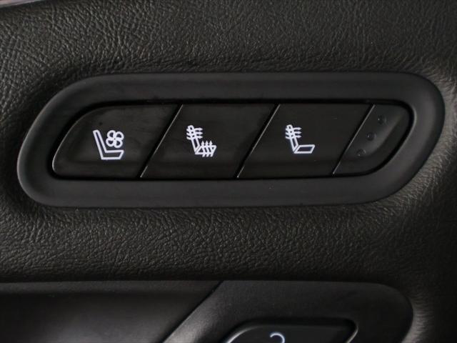 2023 Cadillac Escalade ESV 4WD Premium Luxury