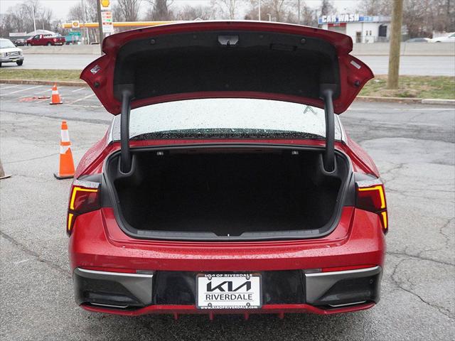 2025 Kia K5 LXS