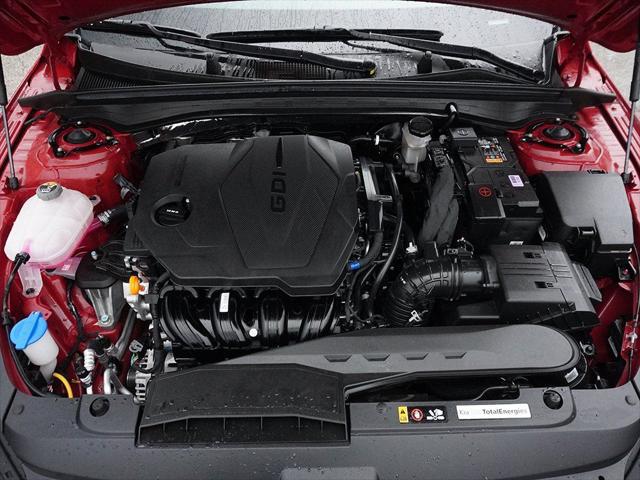2025 Kia K5 LXS