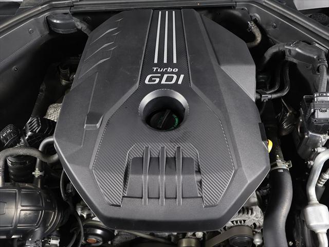2022 Genesis G70 2.0T AWD