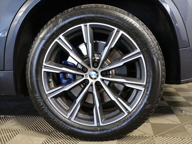 2020 BMW X5 M50i