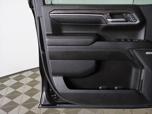 2023 Chevrolet Silverado 1500 4WD Crew Cab Short Bed LTZ