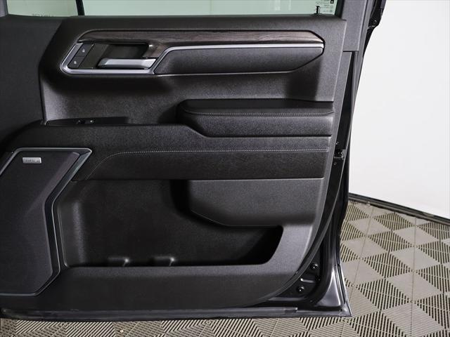 2023 Chevrolet Silverado 1500 4WD Crew Cab Short Bed LTZ