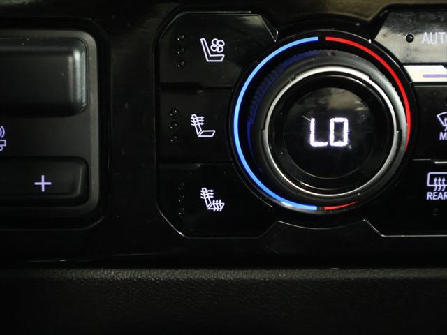 2023 Chevrolet Silverado 1500 4WD Crew Cab Short Bed LTZ