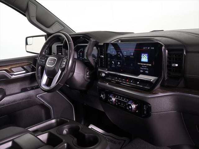 2022 GMC Sierra 1500 4WD Crew Cab Short Box Elevation
