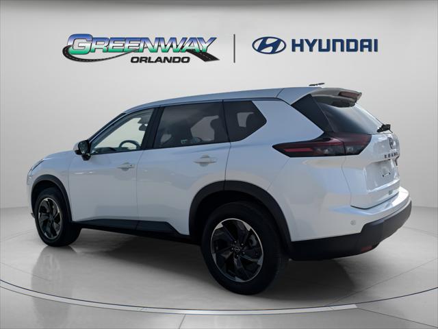 2025 Nissan Rogue SV FWD