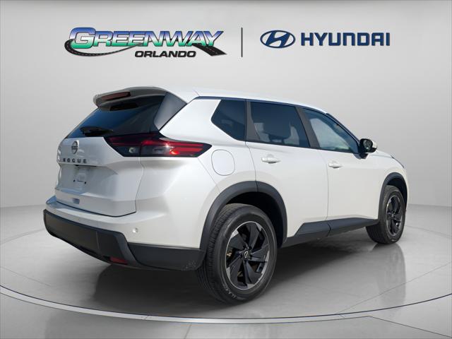 2025 Nissan Rogue SV FWD