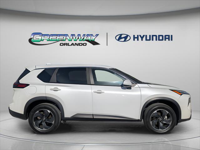 2025 Nissan Rogue SV FWD