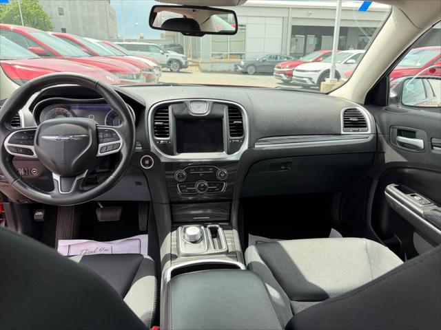 2020 Chrysler 300 Touring