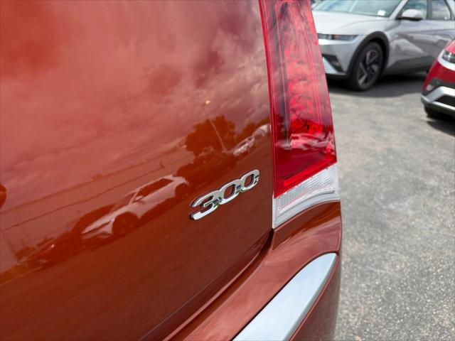 2020 Chrysler 300 Touring
