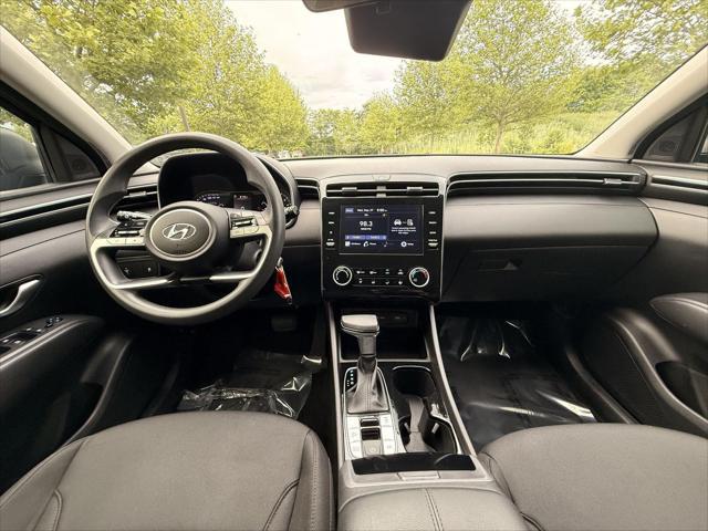 2022 Hyundai Tucson SE
