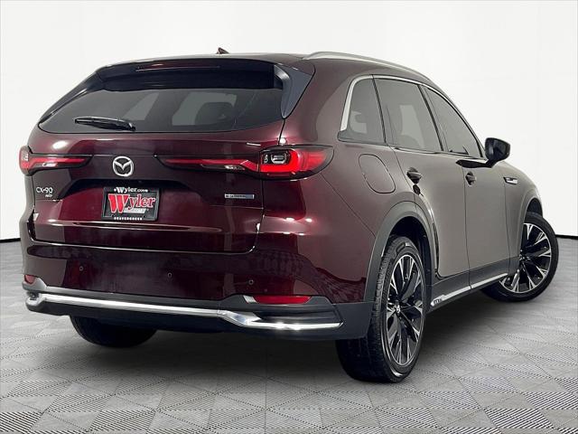 2024 Mazda X-90 Premium Plus
