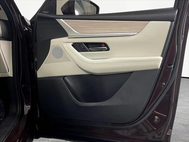 2024 Mazda X-90 Premium Plus