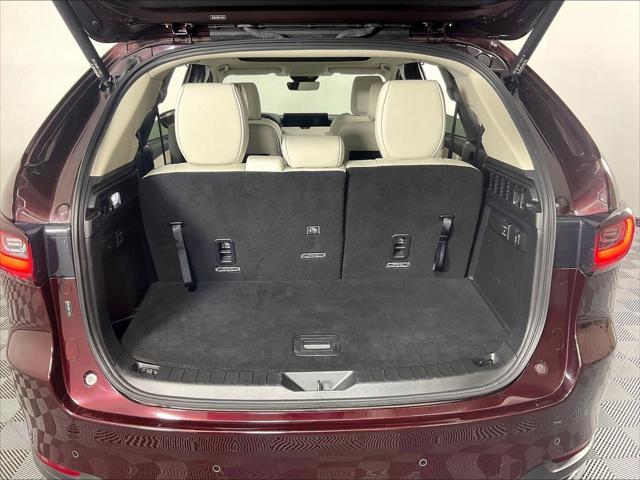 2024 Mazda X-90 Premium Plus