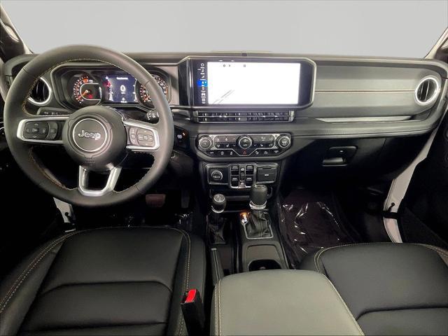 2024 Jeep Wrangler 4-Door Sahara 4x4