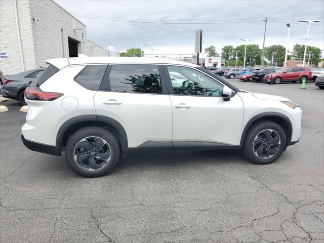 2025 Nissan Rogue SV FWD