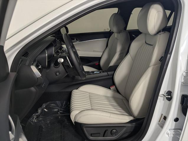 2025 Genesis G70 2.5T RWD
