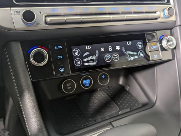 2025 Genesis G70 2.5T RWD