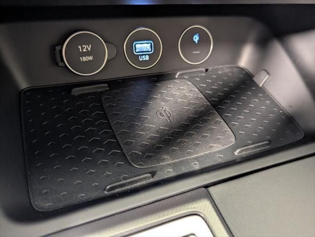 2025 Genesis G70 2.5T RWD