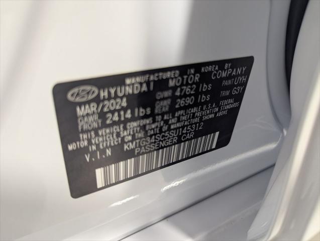 2025 Genesis G70 2.5T RWD