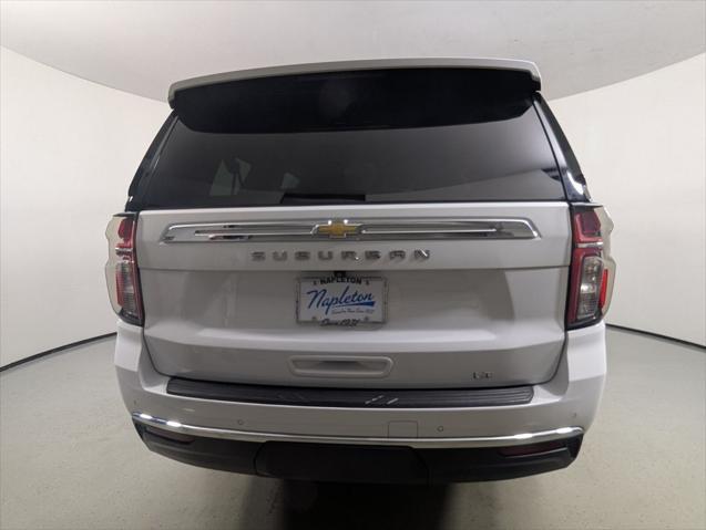 2022 Chevrolet Suburban 2WD LT