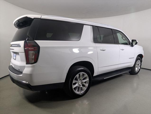 2022 Chevrolet Suburban 2WD LT