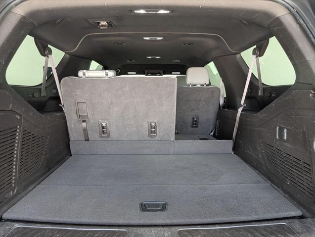 2022 Chevrolet Suburban 2WD LT
