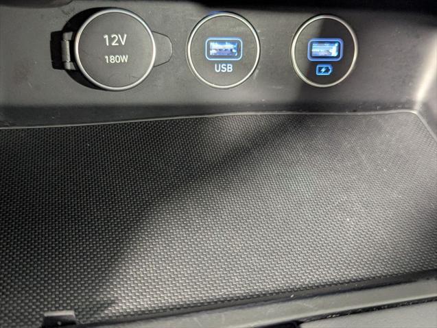 2022 Genesis G70 2.0T RWD