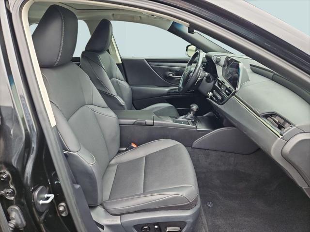 2022 Lexus ES 250 250