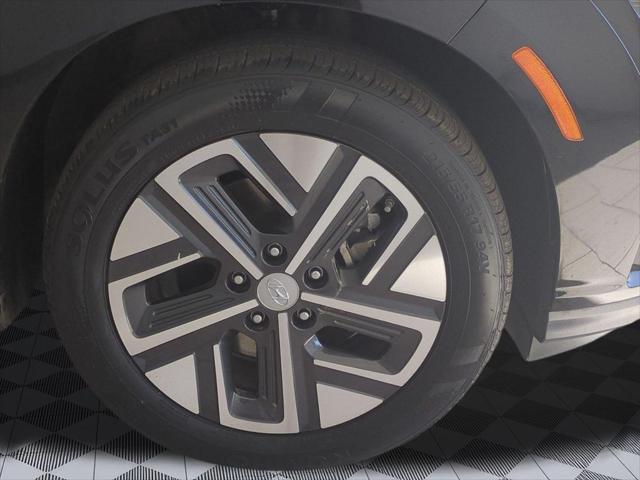 2023 Hyundai Kona EV SE