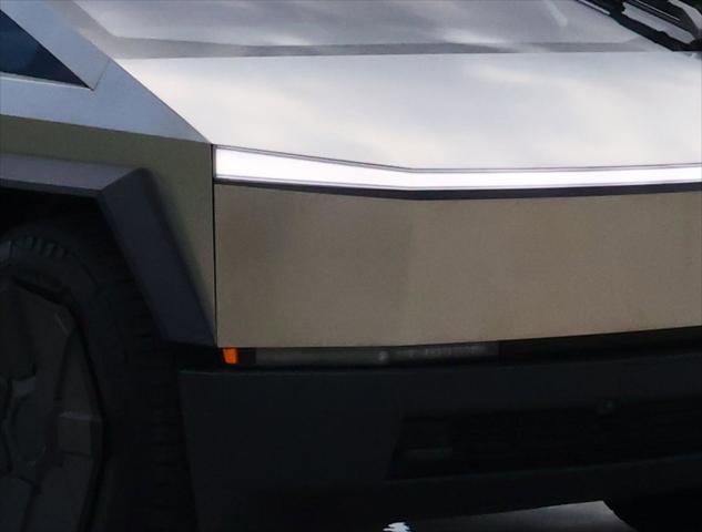 2025 Tesla Cybertruck Cyberbeast