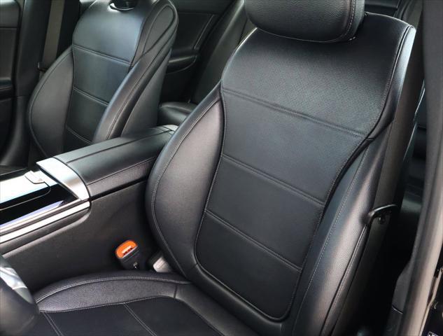 2025 Mercedes-Benz C-CLASS C 300 C 300