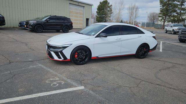 2025 Hyundai Elantra Base