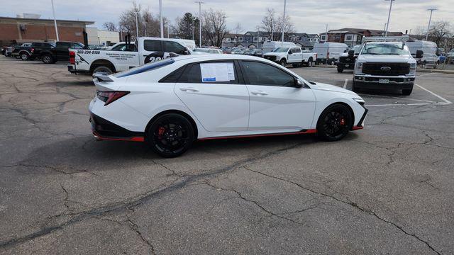 2025 Hyundai Elantra Base