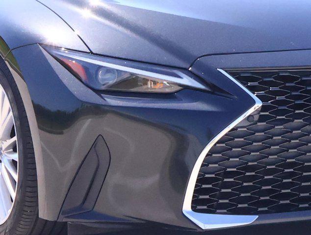 2023 Lexus IS 300 300