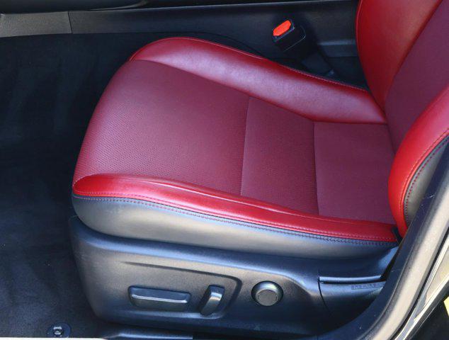 2023 Lexus IS 300 300
