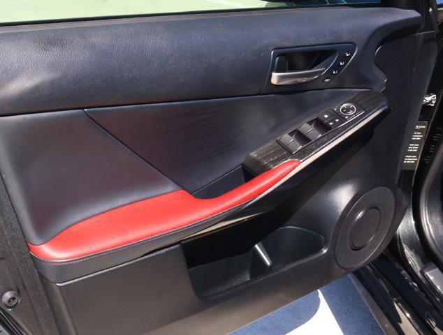 2023 Lexus IS 300 300