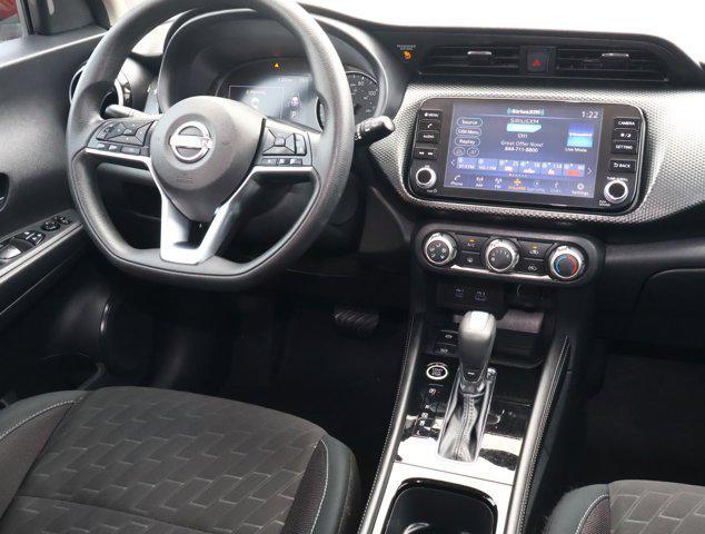 2024 Nissan Kicks SV Xtronic CVT