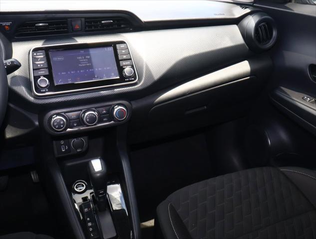 2022 Nissan Kicks S Xtronic CVT
