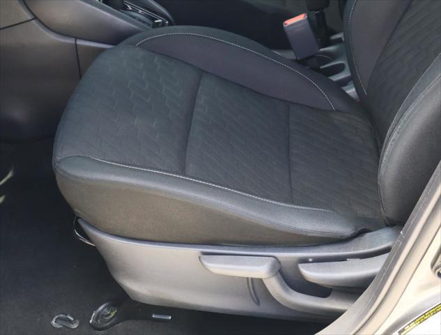 2022 Nissan Kicks S Xtronic CVT