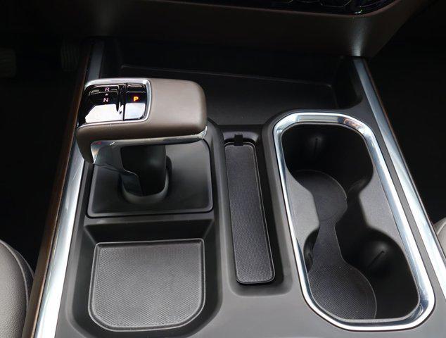 2026 GMC Sierra 1500 Crew Cab, Short Bed, SLT, RWD