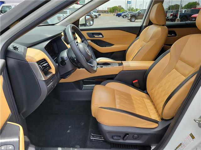 2023 Nissan Rogue Platinum FWD