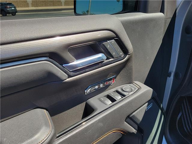 2023 GMC Sierra 1500 4WD Crew Cab Short Box AT4