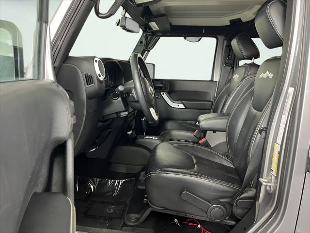 2014 Jeep Wrangler Unlimited Polar Edition
