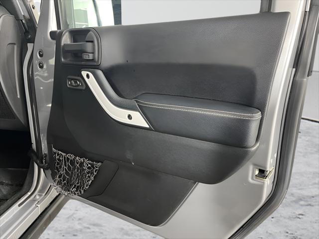 2014 Jeep Wrangler Unlimited Polar Edition