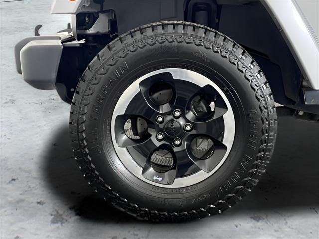 2014 Jeep Wrangler Unlimited Polar Edition