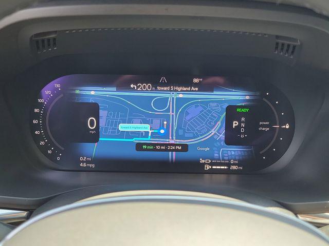 2022 Volvo XC60 Recharge T8 R-Design