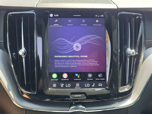 2022 Volvo XC60 Recharge T8 R-Design