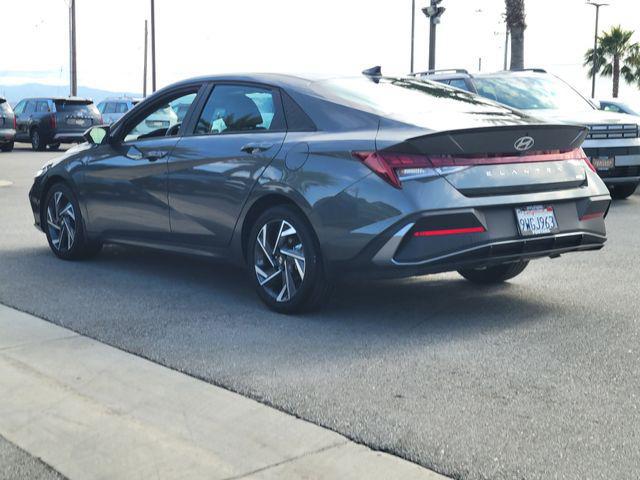 2025 Hyundai Elantra Hybrid SEL Sport