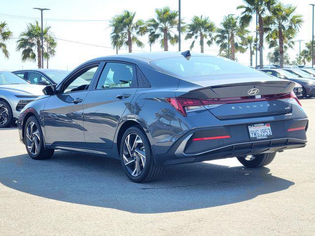 2025 Hyundai Elantra Hybrid SEL Sport